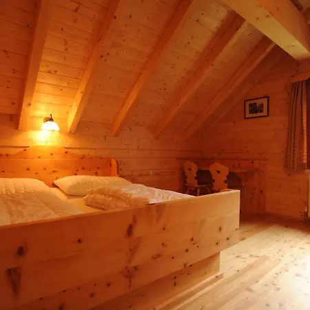 Almstallhuette * 프루게른